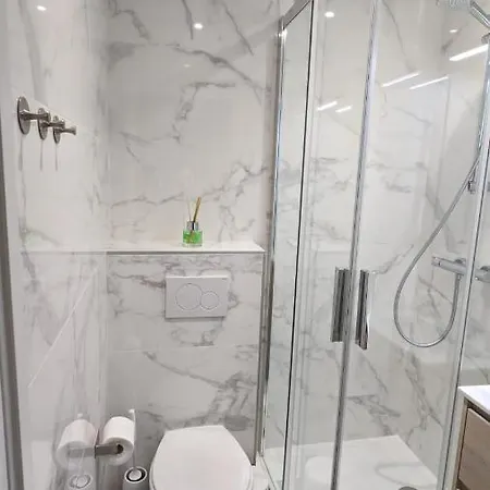 Appartement Avec Jardin Et Vélos *