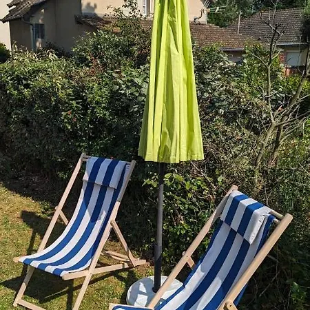 Avec Jardin Et Vélos *